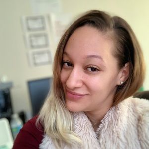 Meet your Posher, Stephenie